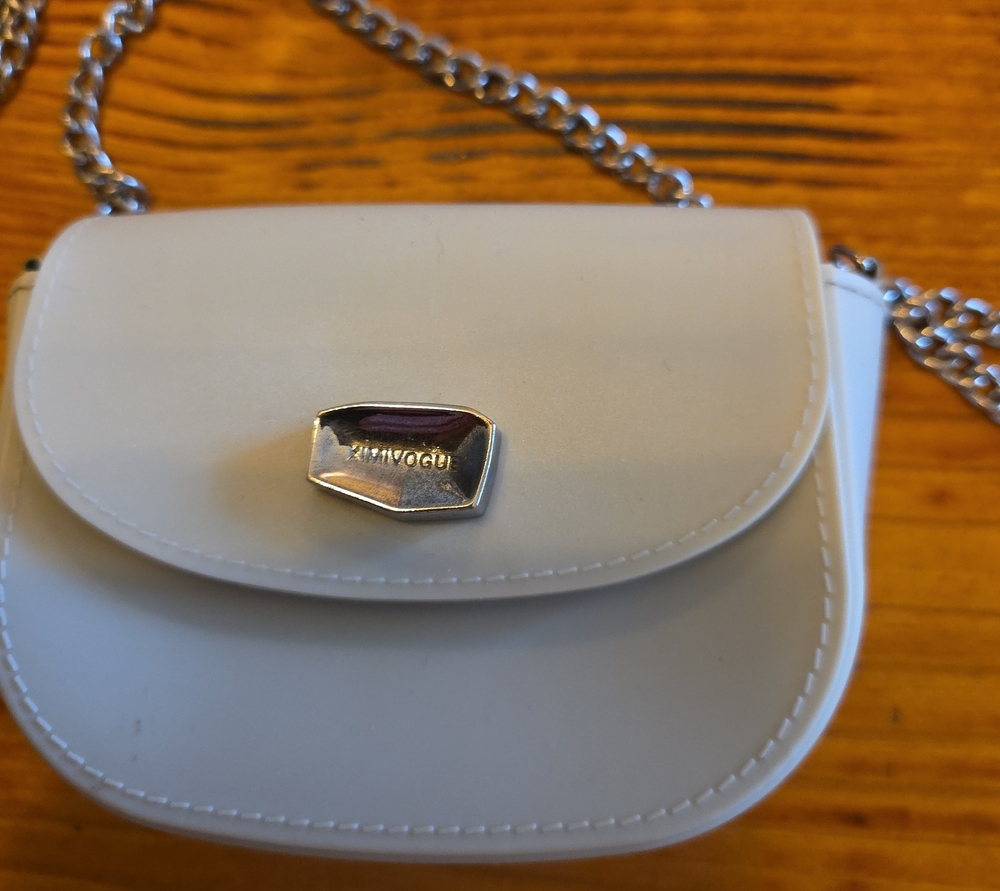 XIMIVOGUE Cream Mini Saddle Crossbody with Silver Chain